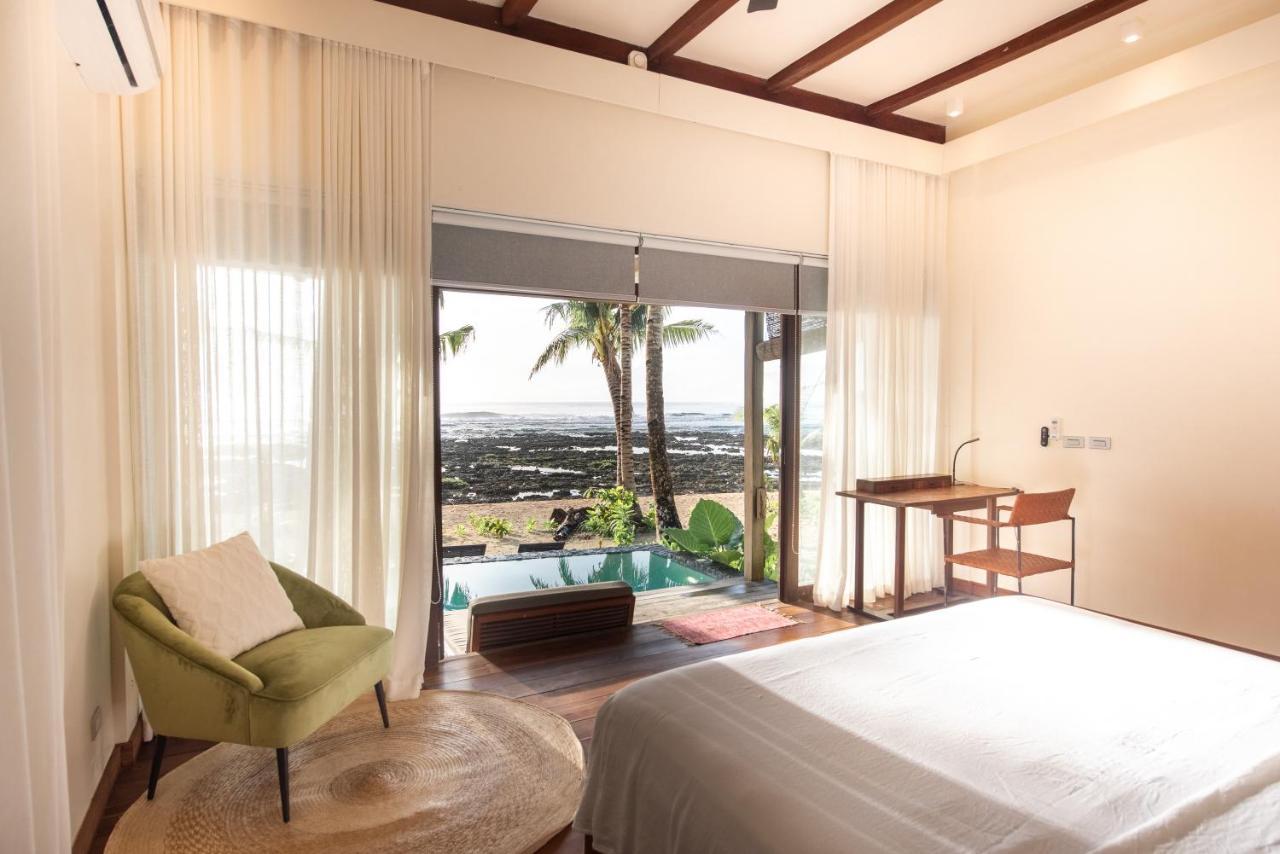 L'Osteria Luxe Beachfront B&B General Luna  Dış mekan fotoğraf
