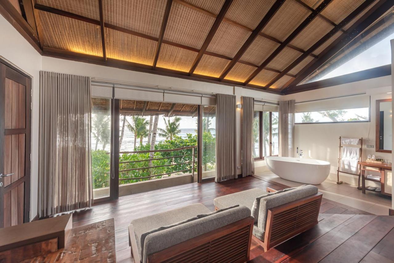 L'Osteria Luxe Beachfront B&B General Luna  Dış mekan fotoğraf