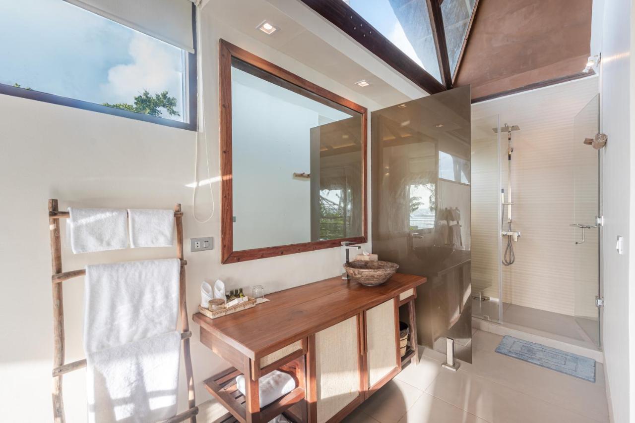 L'Osteria Luxe Beachfront B&B General Luna  Dış mekan fotoğraf