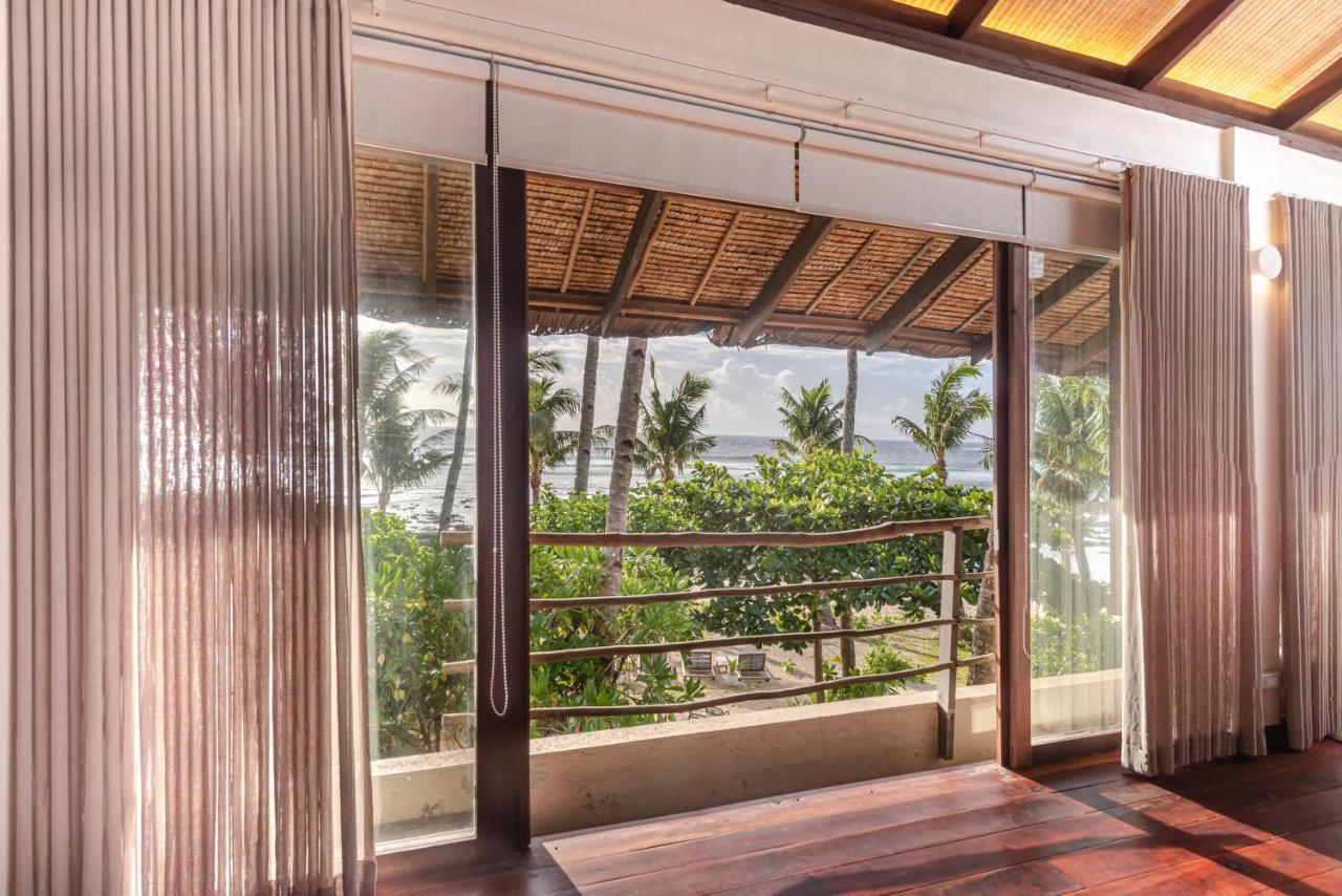 L'Osteria Luxe Beachfront B&B General Luna  Dış mekan fotoğraf